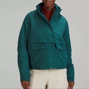 LULULEMON ALWAYS EFFORTLESS INSULATED JACKET   size  4